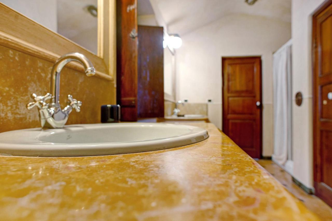 Casa Alighieri 2 Apartment เลวานโต ภายนอก รูปภาพ