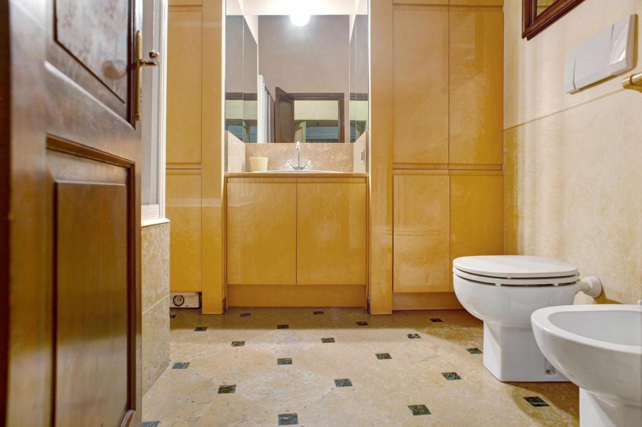 Casa Alighieri 2 Apartment เลวานโต ภายนอก รูปภาพ